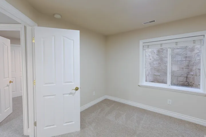 9579 N Apple Ct, Cedar Hills, Utah 84062