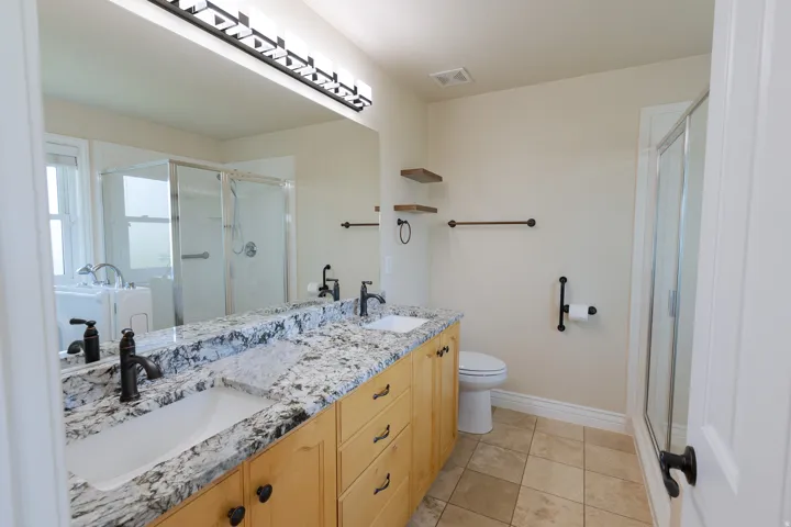 9579 N Apple Ct, Cedar Hills, Utah 84062