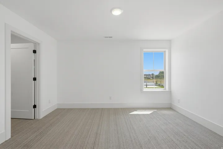 Upper Floor Guest Bed 2