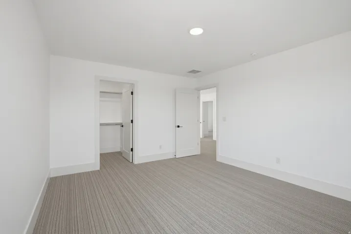 Upper Floor Guest Bed 3