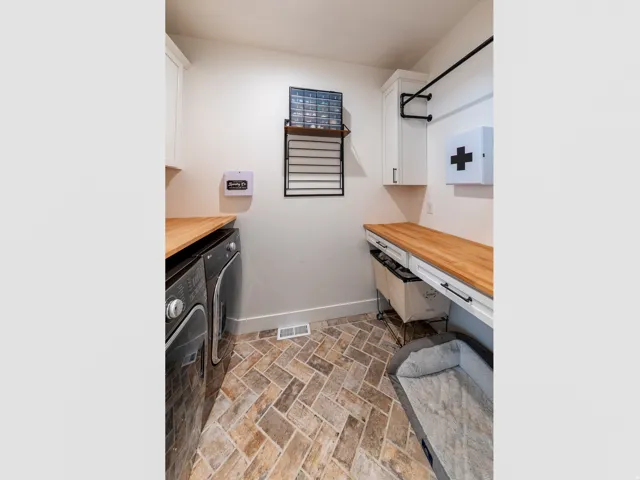186 E 3900 N, North Ogden, Utah 84414