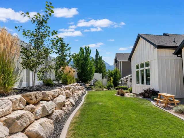 186 E 3900 N, North Ogden, Utah 84414