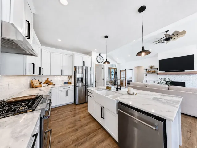 186 E 3900 N, North Ogden, Utah 84414