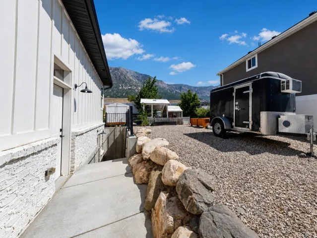 186 E 3900 N, North Ogden, Utah 84414
