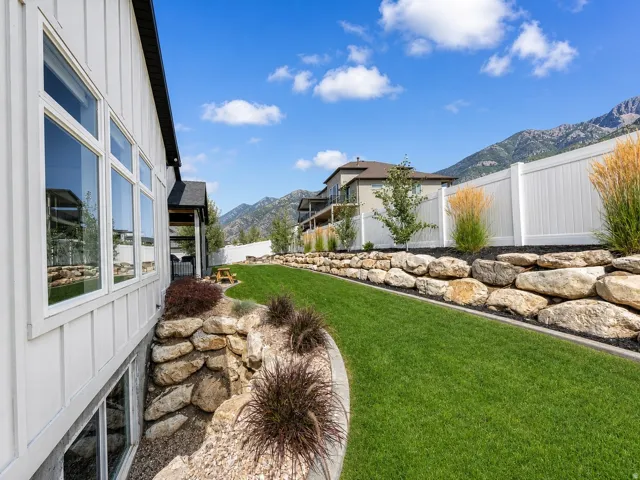 186 E 3900 N, North Ogden, Utah 84414