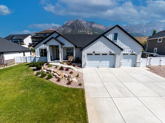 186 E 3900 N, North Ogden, Utah 84414