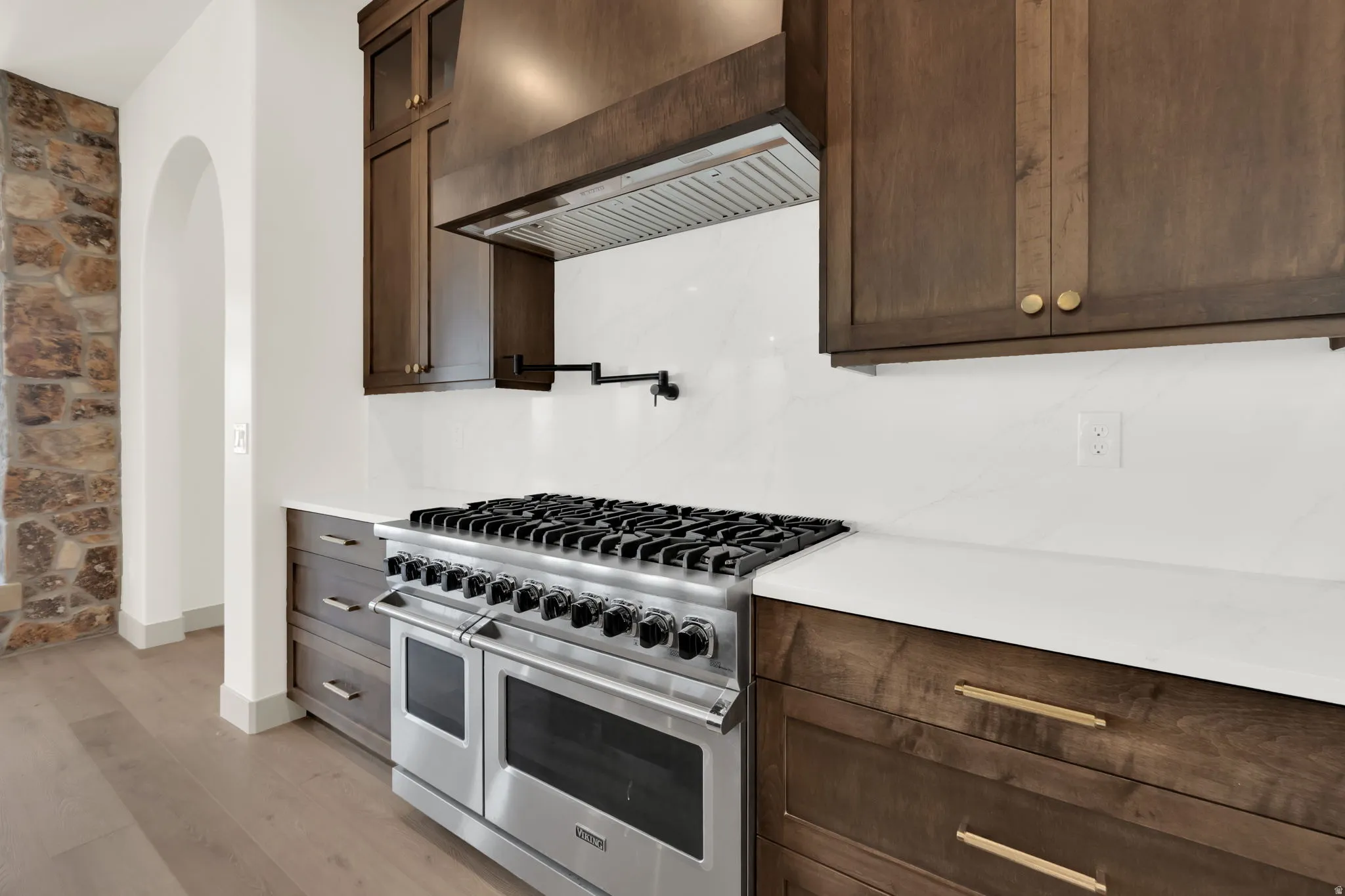 Viking 48" dual fuel range