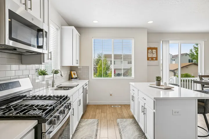 2636 S Sinbad Way, Magna, Utah 84044