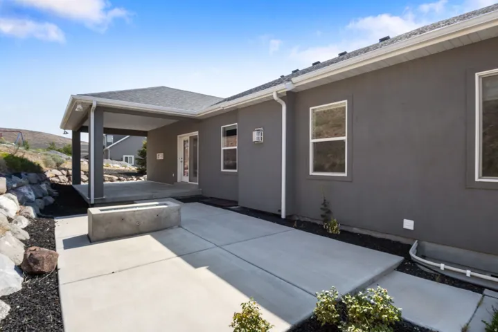 2891 E Sunset Dr, Eagle Mountain, Utah 84005