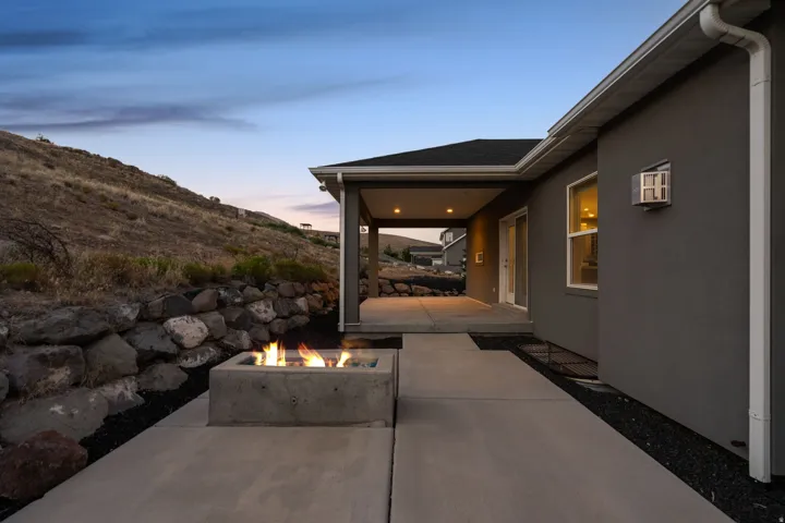 2891 E Sunset Dr, Eagle Mountain, Utah 84005
