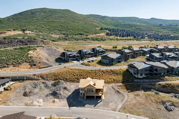 11698 N Deep Water Dr #318, Hideout, Utah 84036