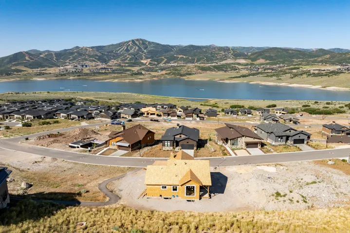 11698 N Deep Water Dr #318, Hideout, Utah 84036