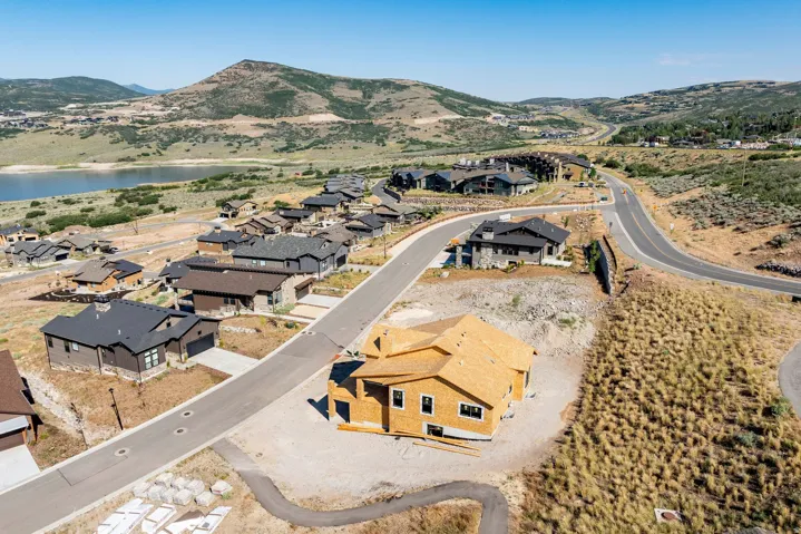 11698 N Deep Water Dr #318, Hideout, Utah 84036