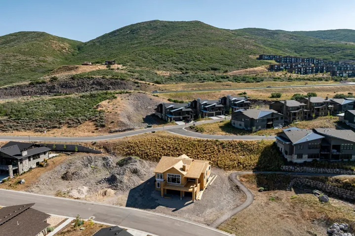 11698 N Deep Water Dr #318, Hideout, Utah 84036