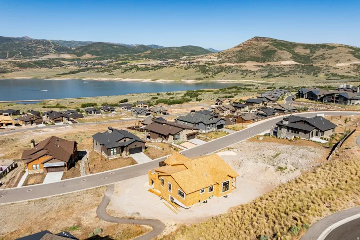 11698 N Deep Water Dr #318, Hideout, Utah 84036
