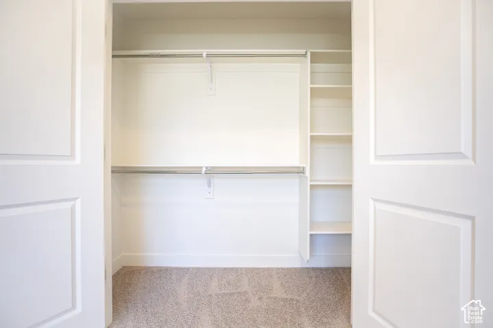 Primary Bedroom Closet