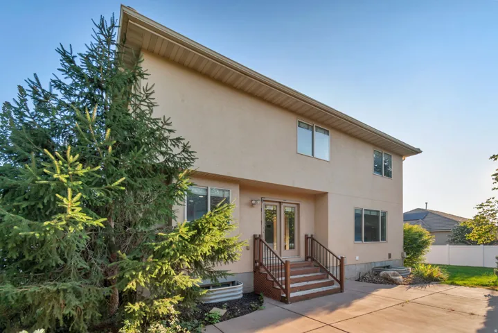 971 S Kays Dr, Kaysville, Utah 84037
