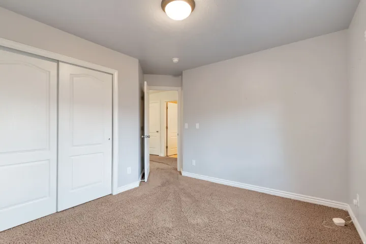 971 S Kays Dr, Kaysville, Utah 84037