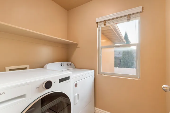 971 S Kays Dr, Kaysville, Utah 84037