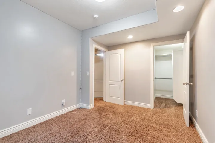 971 S Kays Dr, Kaysville, Utah 84037