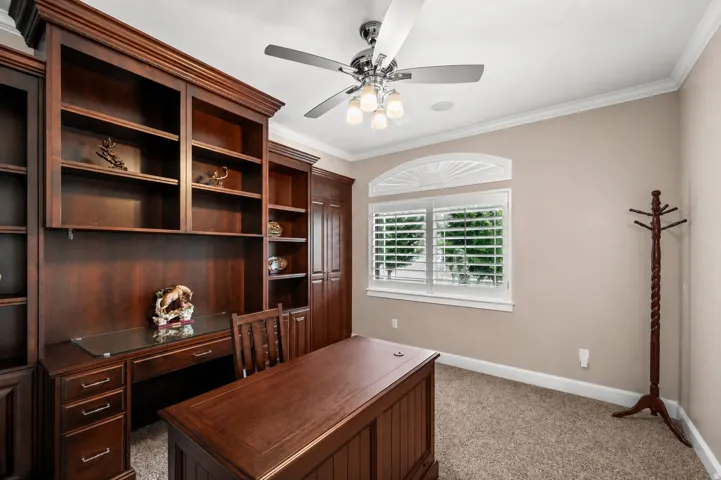An executive office designed for the way you work today.