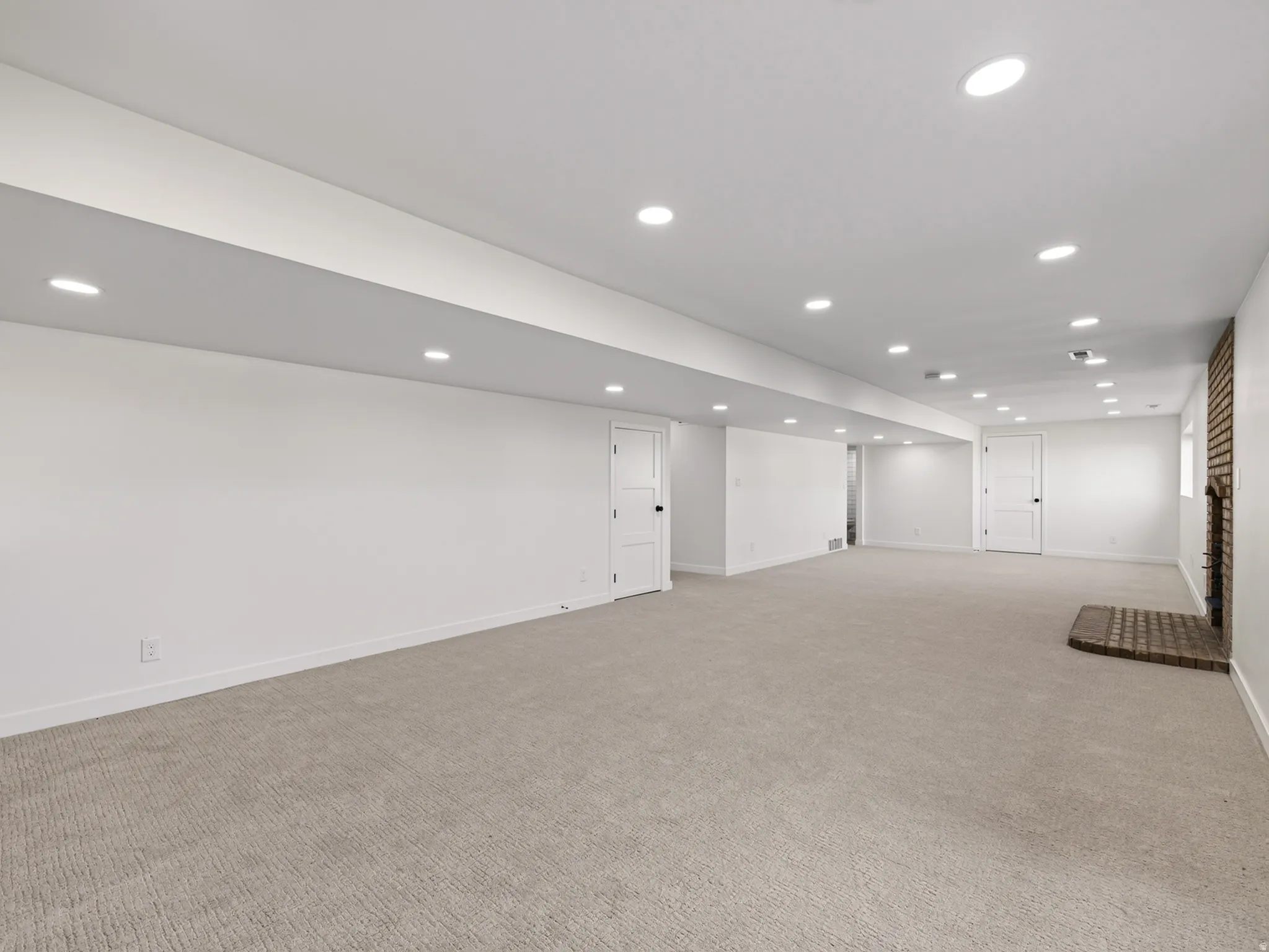 Many options to configure rec room space
