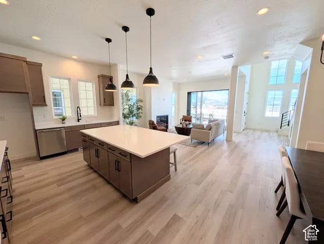 *Interior finished photos are of a previously built home of the same floor plan for example purposes. Upgrades and finishes vary.*