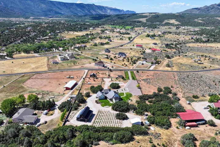 2439 E 1500 S, New Harmony, Utah 84757