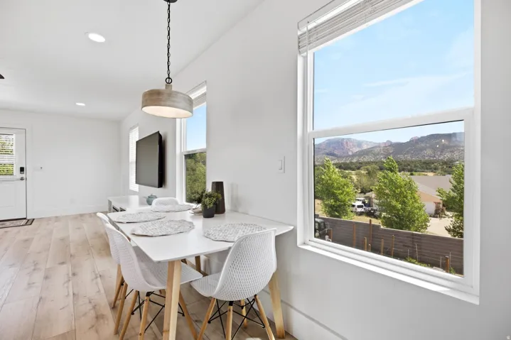 2439 E 1500 S, New Harmony, Utah 84757