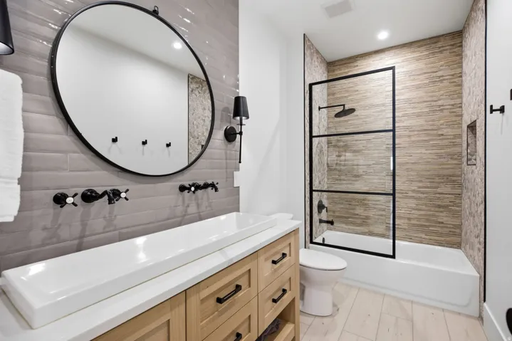 2439 E 1500 S, New Harmony, Utah 84757