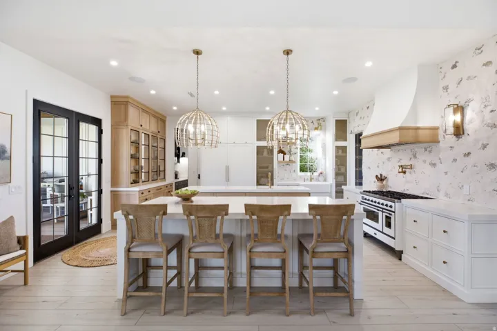 2439 E 1500 S, New Harmony, Utah 84757