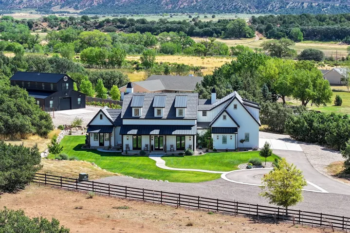 2439 E 1500 S, New Harmony, Utah 84757