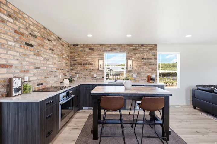 2439 E 1500 S, New Harmony, Utah 84757