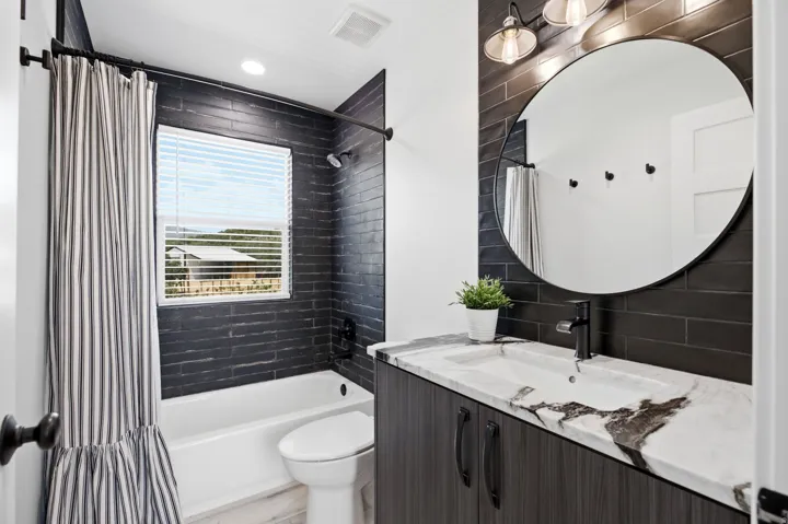 2439 E 1500 S, New Harmony, Utah 84757