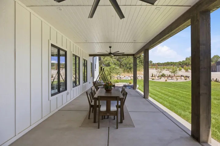 2439 E 1500 S, New Harmony, Utah 84757