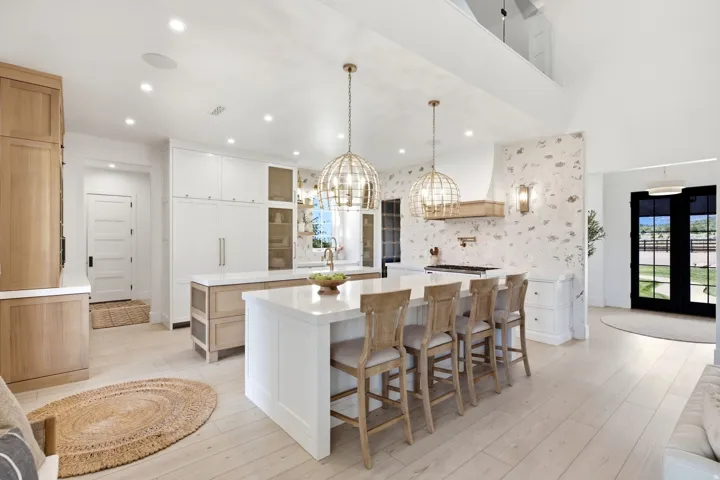 2439 E 1500 S, New Harmony, Utah 84757