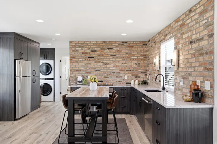 2439 E 1500 S, New Harmony, Utah 84757