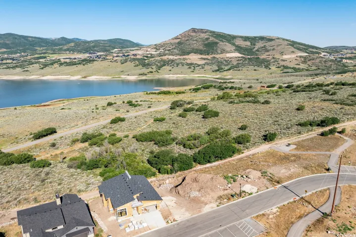 411 E Kayak Dr #211, Hideout, Utah 84036