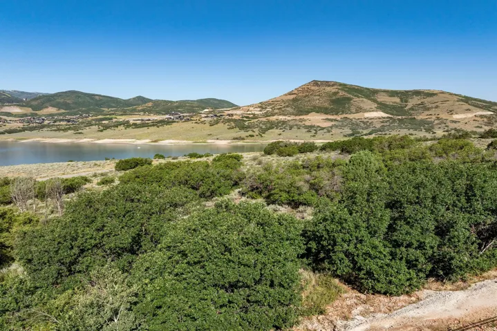 411 E Kayak Dr #211, Hideout, Utah 84036