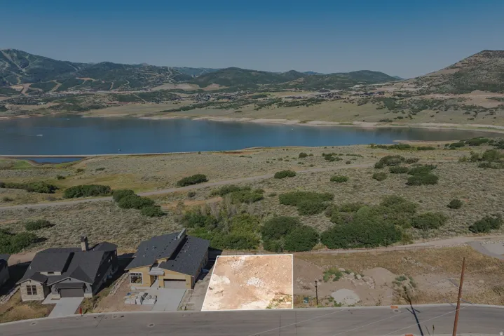 411 E Kayak Dr #211, Hideout, Utah 84036