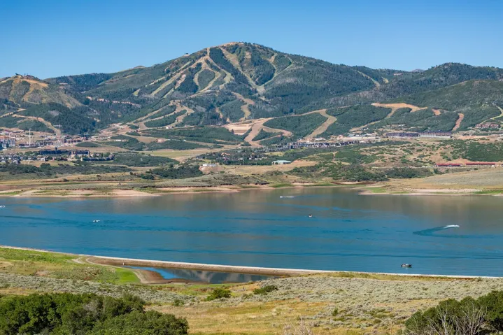 411 E Kayak Dr #211, Hideout, Utah 84036