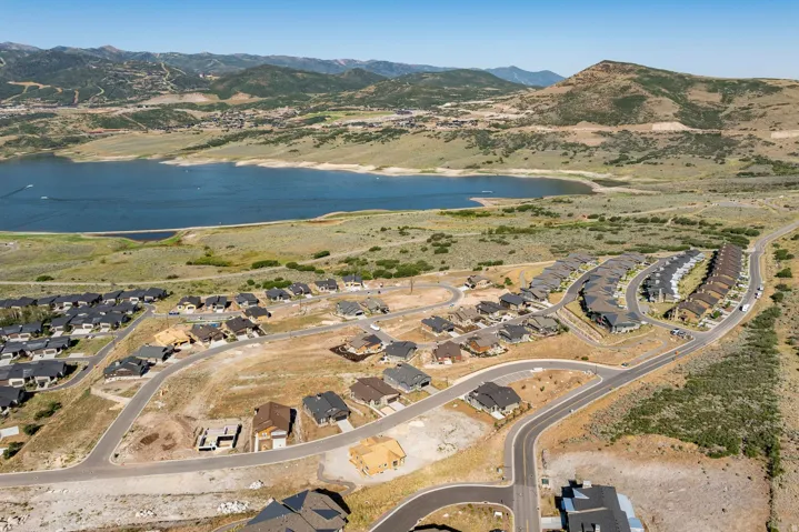 411 E Kayak Dr #211, Hideout, Utah 84036