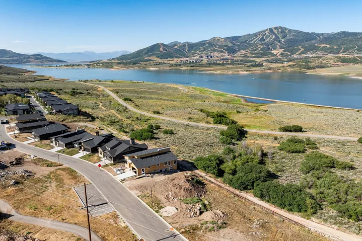 411 E Kayak Dr #211, Hideout, Utah 84036