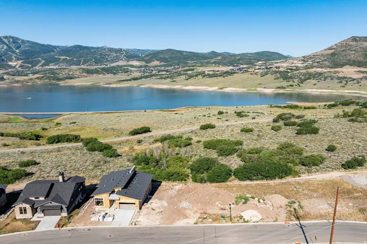 411 E Kayak Dr #211, Hideout, Utah 84036