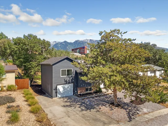 9443 S Electra St, Sandy, Utah 84094