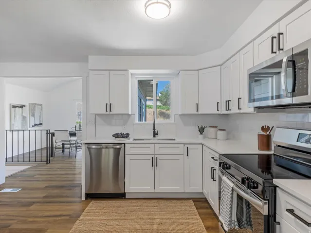 9443 S Electra St, Sandy, Utah 84094