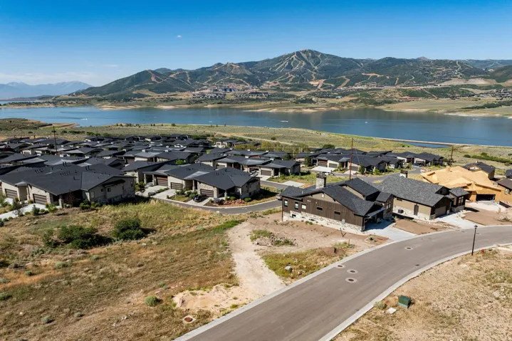 512 E Kayak Dr #309, Hideout, Utah 84036