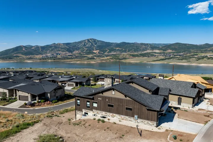 512 E Kayak Dr #309, Hideout, Utah 84036