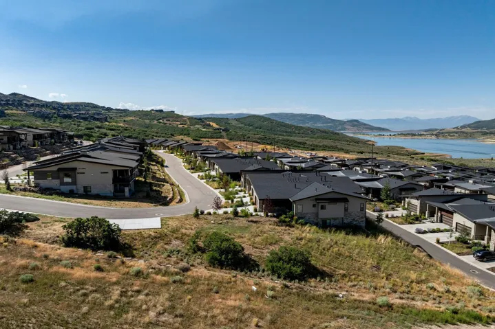 512 E Kayak Dr #309, Hideout, Utah 84036