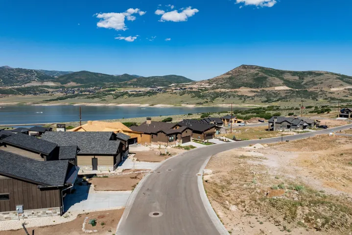 512 E Kayak Dr #309, Hideout, Utah 84036